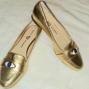 Katy Perry Harper Gold Leather Eye Flats shoes 8M